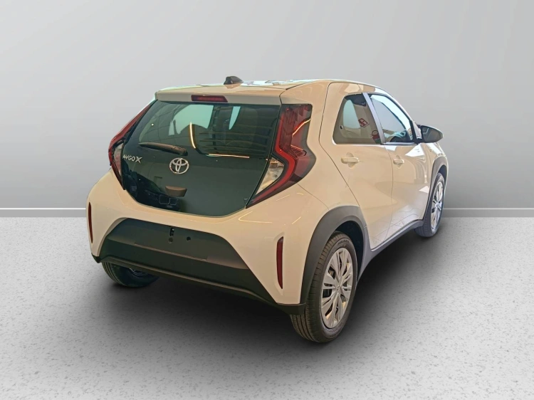 5 - Toyota Aygo X AYGO X 10B CVT ACTIVE MY24