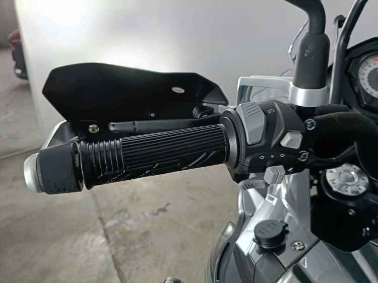 7 - Benelli TRK BENELLI TRK 502