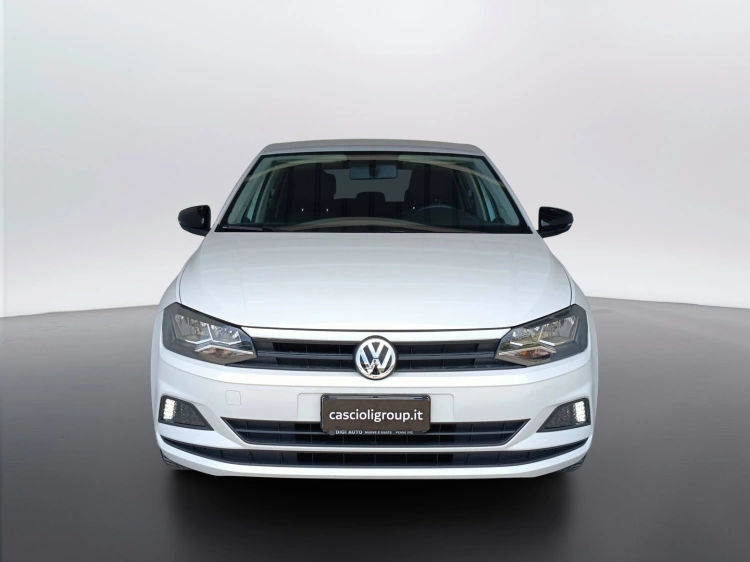 2 - Volkswagen Polo Polo 5p 1.0 mpi Trendline 65cv