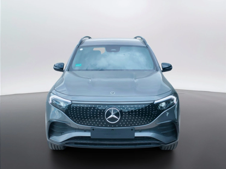 2 - Mercedes-Benz EQB 250+