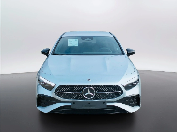 2 - Mercedes-Benz Classe A 180 d Automatic