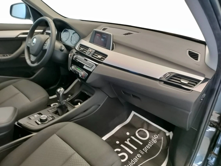 12 - BMW X1 X1 sdrive16d