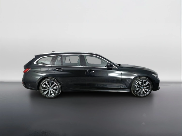 3 - BMW Serie 3 320d Touring mhev 48V xdrive Luxury auto