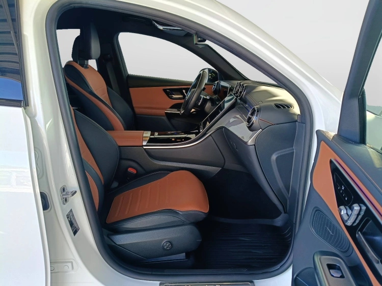 11 - Mercedes-Benz GLC Coupe 300 d AMG Line Advanced Plus 4matic auto