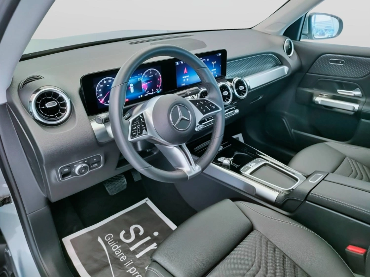 16 - Mercedes-Benz GLB 180 d Progressive Advanced auto
