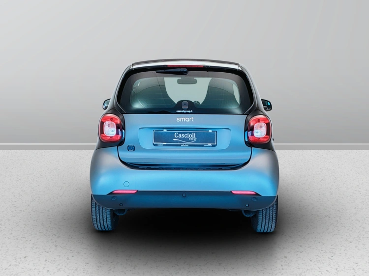 4 - smart fortwo Fortwo eq Passion 4,6kW