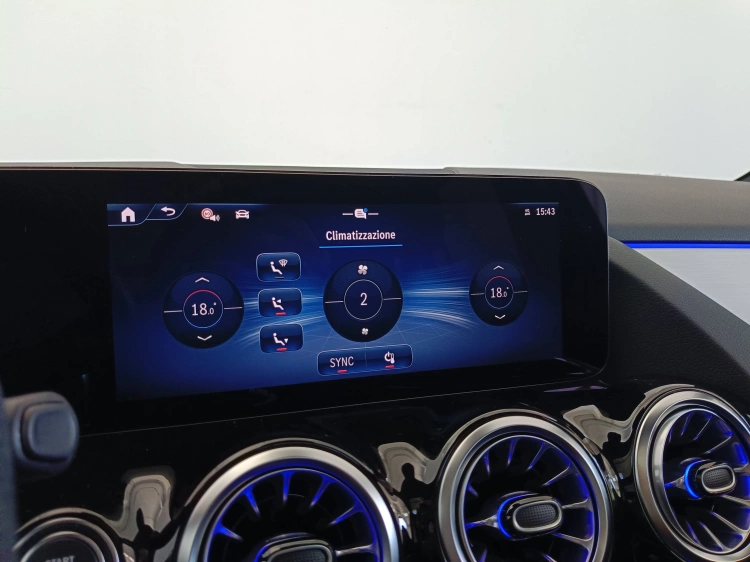 14 - Mercedes-Benz GLA 200 d AMG Line Advanced Plus Tech Edition auto
