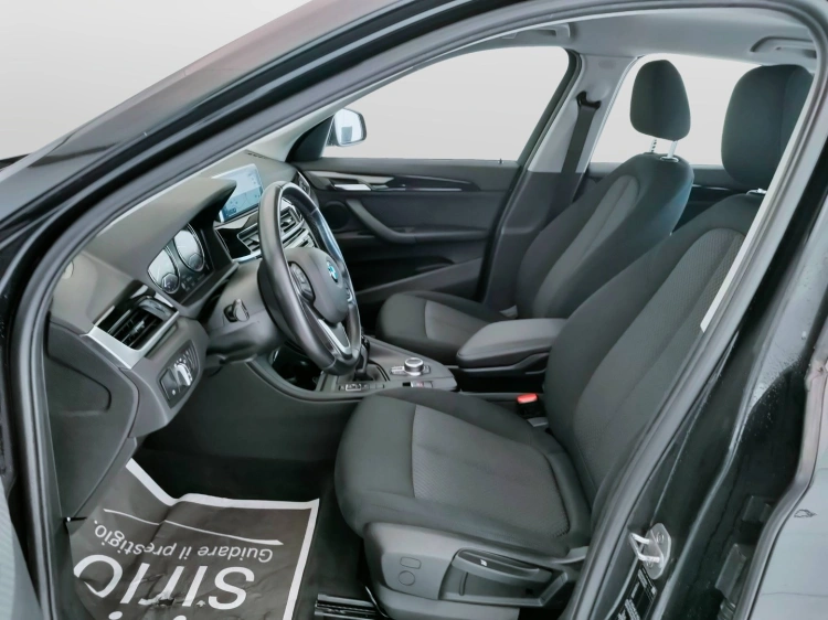 17 - BMW X1 X1 sdrive18d Advantage