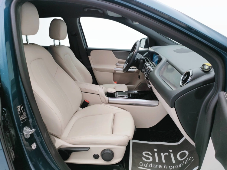 8 - Mercedes-Benz Classe B 180 d Sport Plus auto