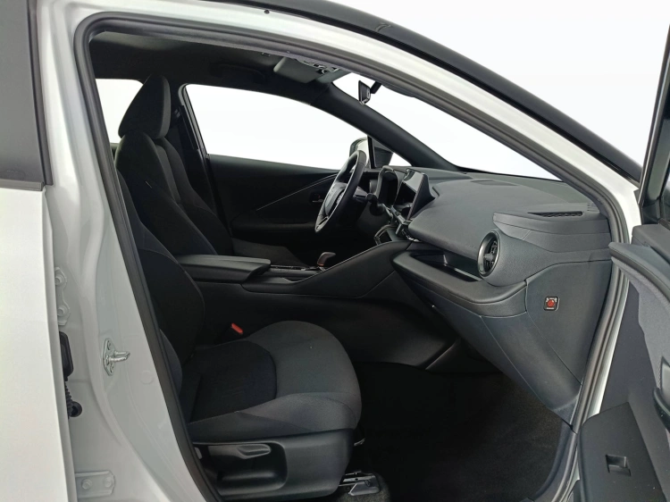 11 - Toyota C-HR C-HR 1.8 hv Trend fwd e-cvt