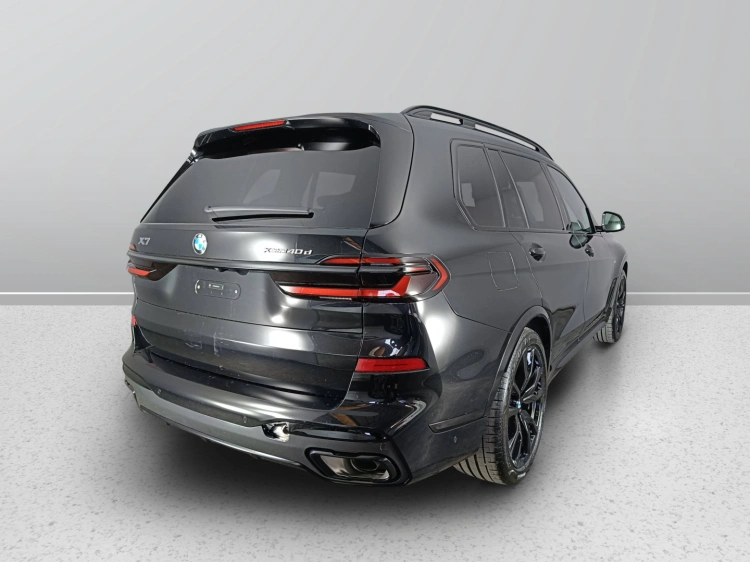 5 - BMW X7 BMW X7 xDrive40d