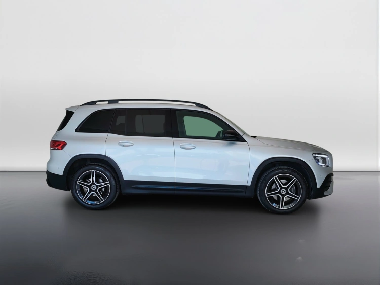 4 - Mercedes-Benz GLB 200 d Premium auto