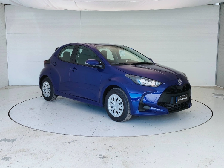 3 - Toyota Yaris YARIS 1.5H ECVT 5P MY26
