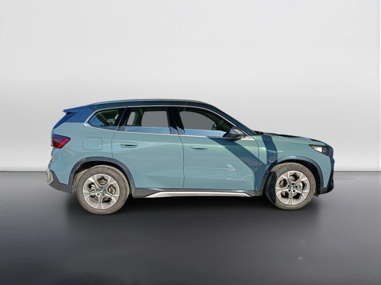 3 - BMW X1 X1 sdrive18d X-Line auto