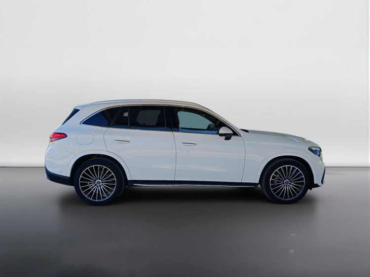 3 - Mercedes-Benz GLC 220 d AMG Premium 4matic auto