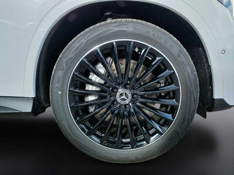 5 - Mercedes-Benz GLC 220 d 4MATIC Coupe