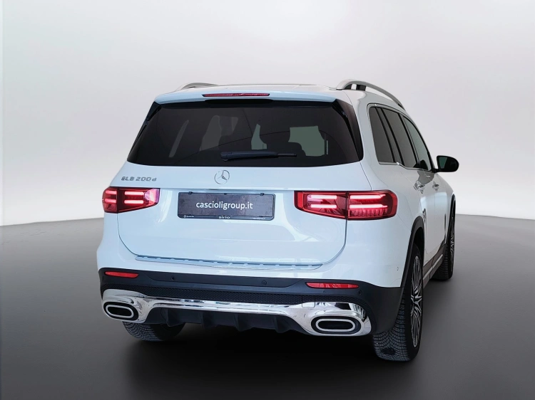 5 - Mercedes-Benz GLB 200 d AMG Line Advanced Plus auto