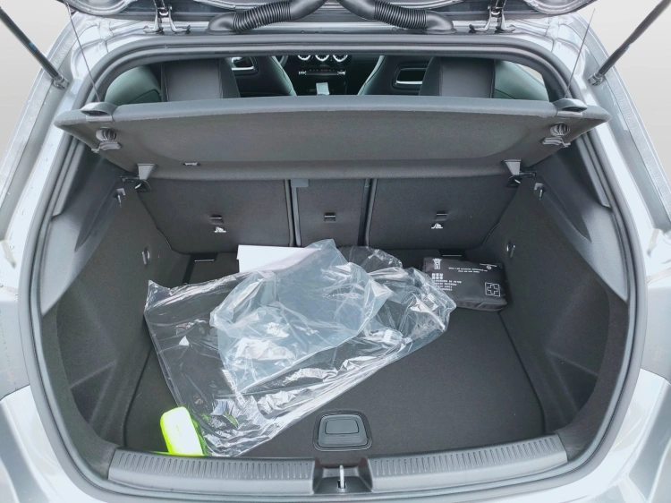 7 - Mercedes-Benz Classe A 180 d Automatic