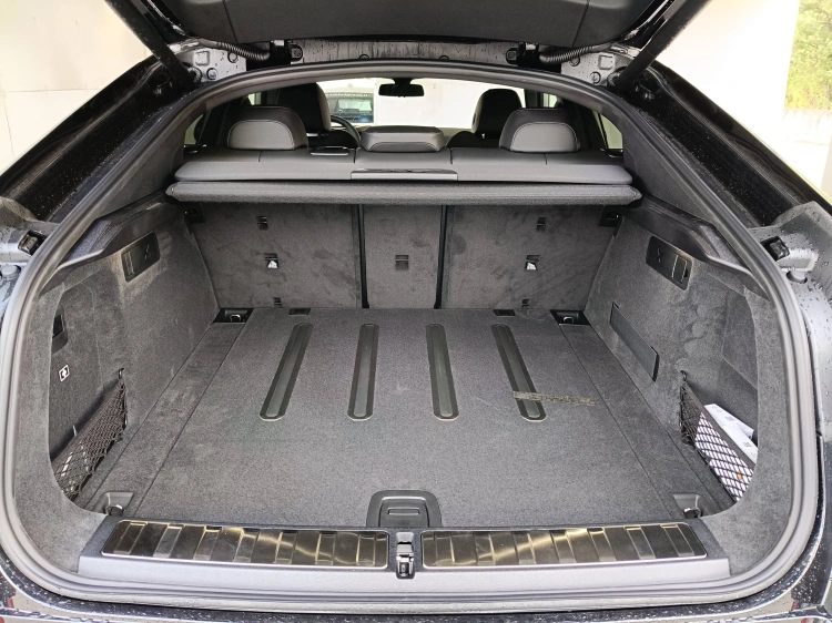 13 - BMW X6 BMW X6 xDrive30d M Sport