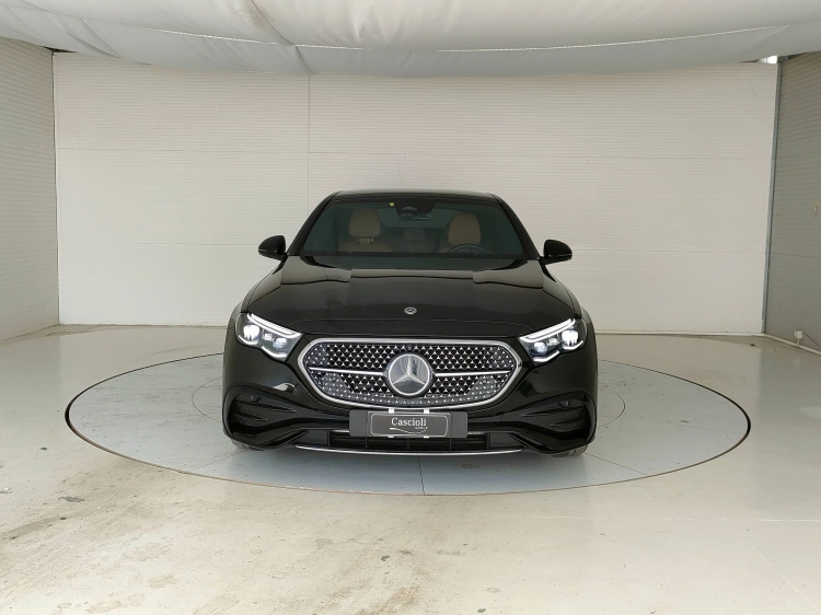 2 - Mercedes-Benz Classe E 220 d AMG Line Advanced Plus auto