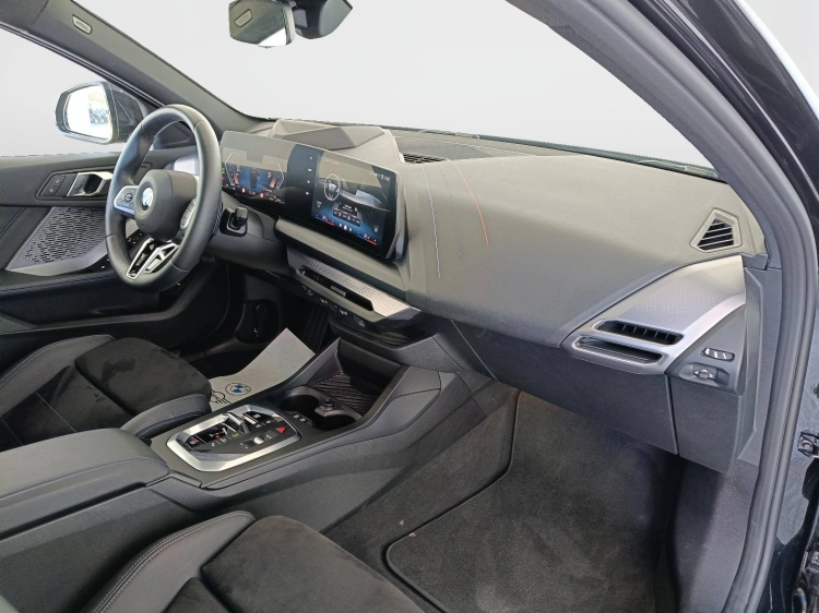 10 - BMW Serie 1 118d MSport Pro auto
