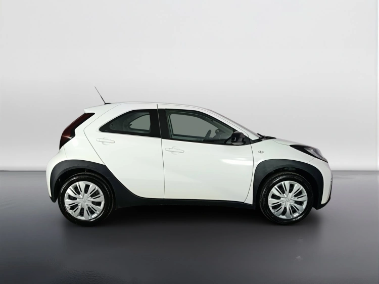 3 - Toyota Aygo X Aygo X 1.0 Active 72cv s-cvt
