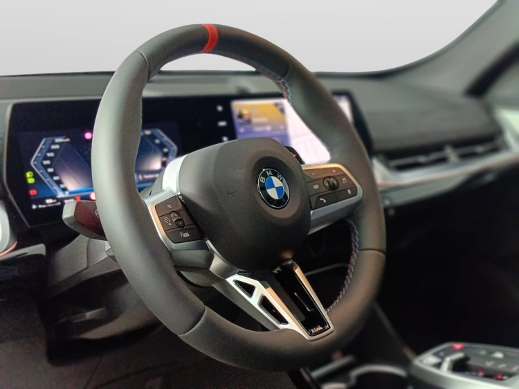 12 - BMW X1 M BMW X1 M35i xDrive