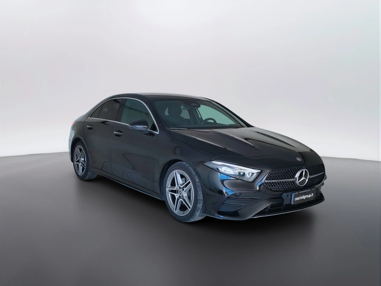 3 - Mercedes-Benz Classe A 180 d Automatic