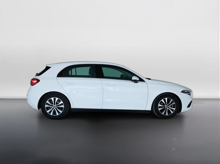 4 - Mercedes-Benz Classe A 180 d Advanced auto