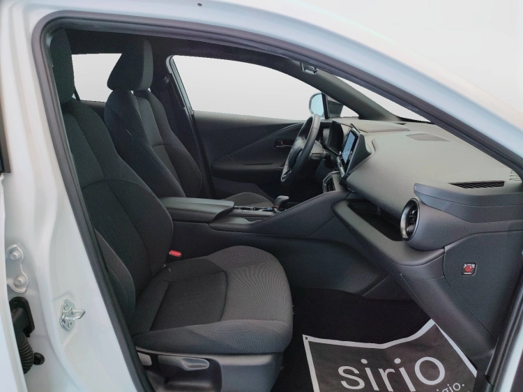 17 - Toyota C-HR C-HR 2.0 phev Trend eco fwd e-cvt