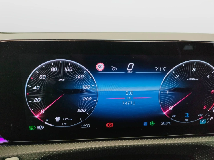 18 - Mercedes-Benz CLA Shooting Brake 200 d AMG Line Advanced Plus auto