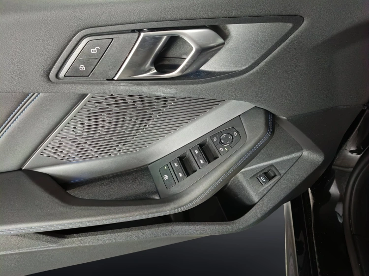 17 - BMW Serie 1 118d MSport Pro auto
