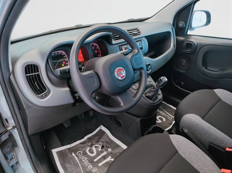 13 - Fiat Panda Panda 1.0 firefly hybrid s&s 70cv