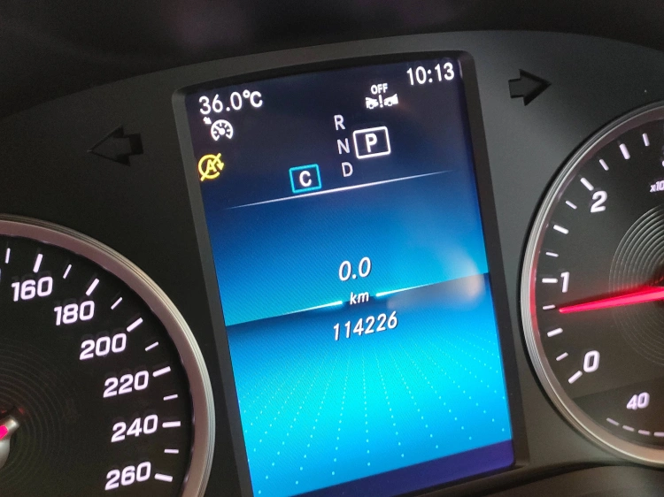 15 - Mercedes-Benz Classe C SW 220 d Sport auto
