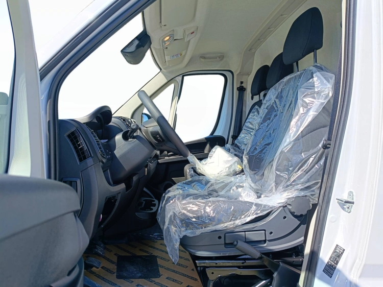 9 - Toyota Professional Proace Max PMAXVAN 120M L2H1 33 BUS MY25