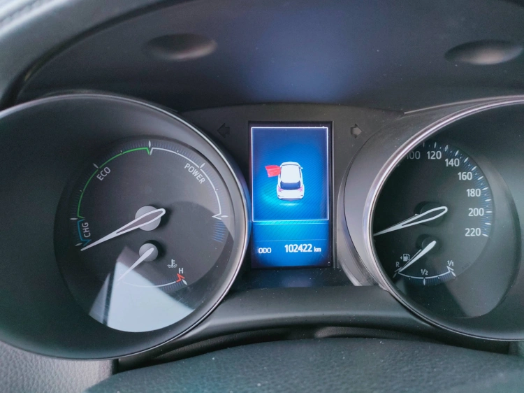 14 - Toyota C-HR C-HR 1.8h Trend 2wd e-cvt