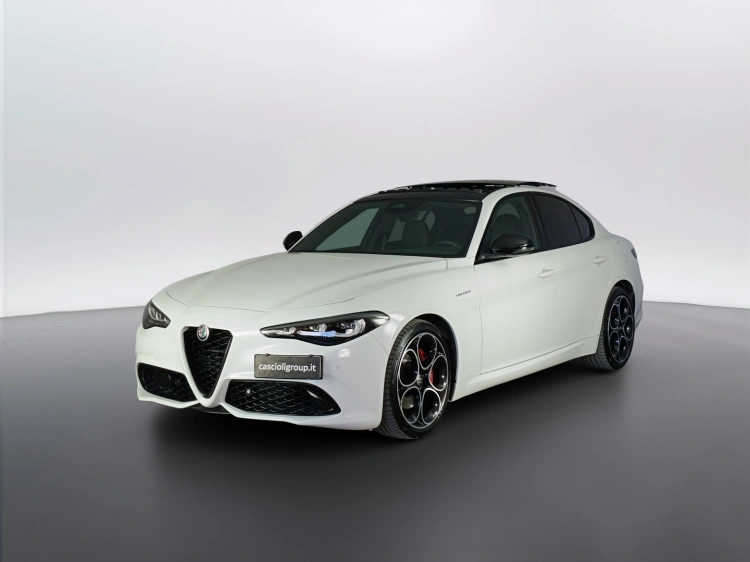 1 - Alfa romeo Giulia Giulia 2.2 t Veloce 160cv auto