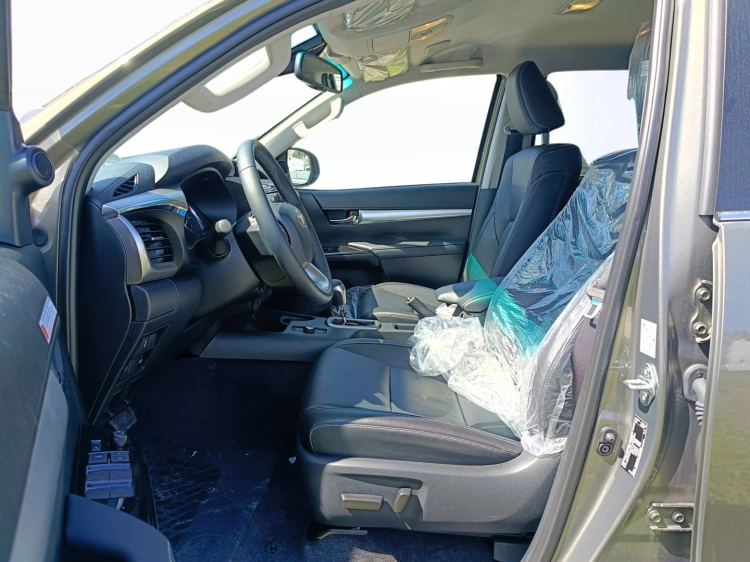 9 - Toyota Professional Hilux HILUX 2.8D A 48VDC4WD EXE MY25