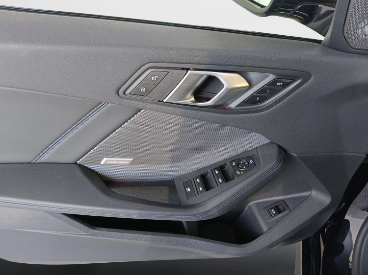 15 - BMW Serie 1 120 48V MSport Pro auto