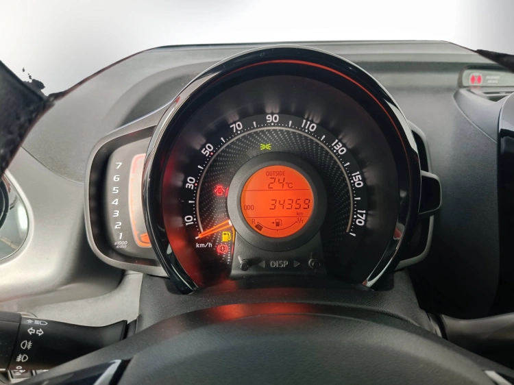 13 - Toyota Aygo Aygo 5p 1.0 x-play 72cv