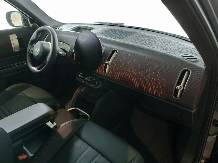 9 - MINI Countryman MINI Countryman D