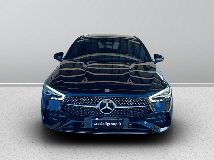 2 - Mercedes-Benz CLA Shooting Brake 200 d AMG Line Advanced Plus auto
