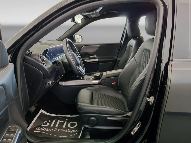 8 - Mercedes-Benz GLB 200 d Sport Plus auto