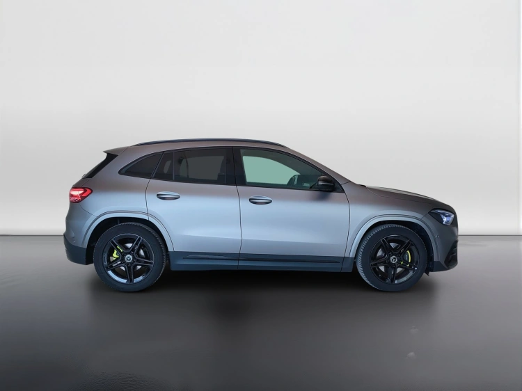 4 - Mercedes-Benz GLA 200 d AMG Line Premium Plus 4matic auto