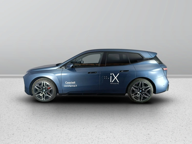 3 - BMW iX iX xdrive45 MSport Pro