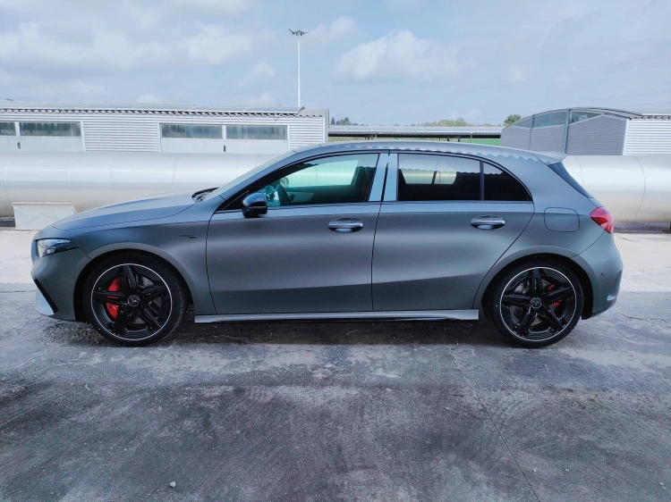 3 - Mercedes AMG Classe A Mercedes-AMG A 35 4MATIC