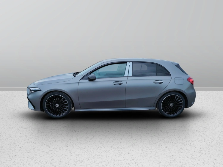 3 - Mercedes-Benz Classe A 200 d Automatic