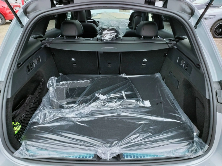 5 - Mercedes-Benz GLC 220 d 4MATIC