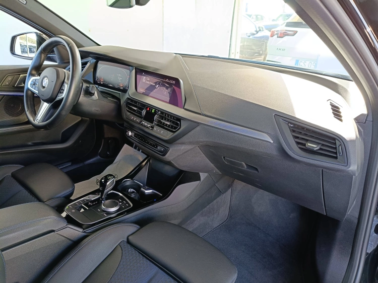 10 - BMW Serie 1 116i Msport auto