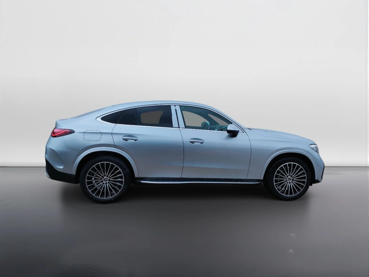 7 - Mercedes-Benz GLC 220 d 4MATIC Coupe